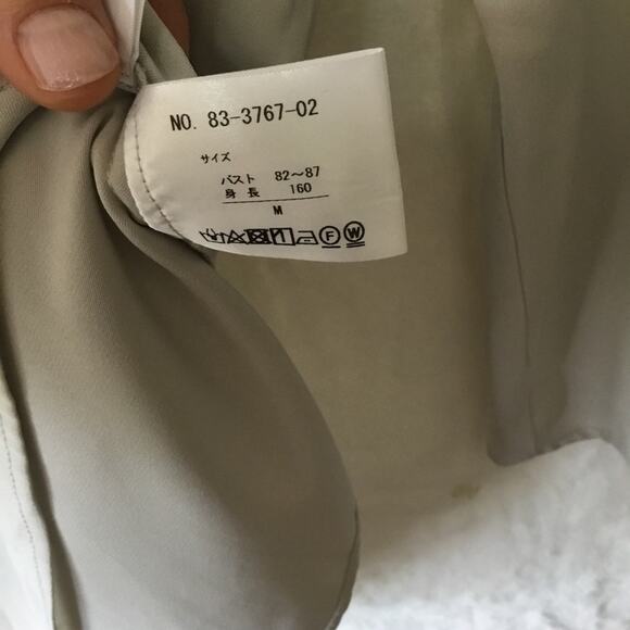 Archives Light Gray Off-Shoulder Long-Sleeve Top - Picture 12 of 12